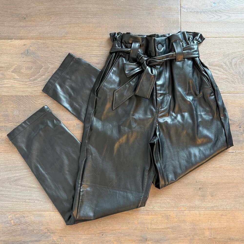 Express Super High Rise Black Faux Leather Belted Pants ~ Women's size 6